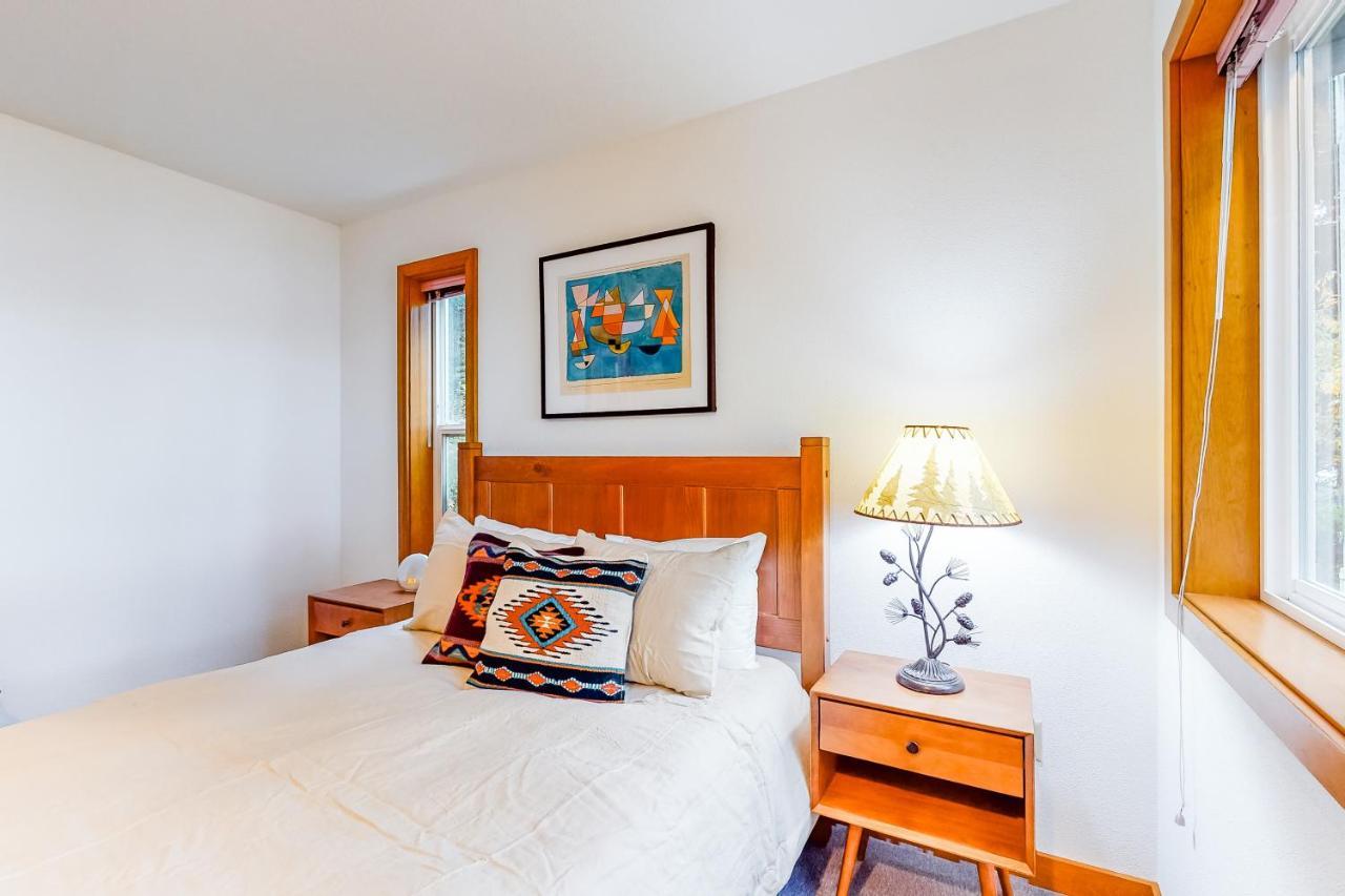 Shine Road Retreat Villa Port Ludlow Bagian luar foto